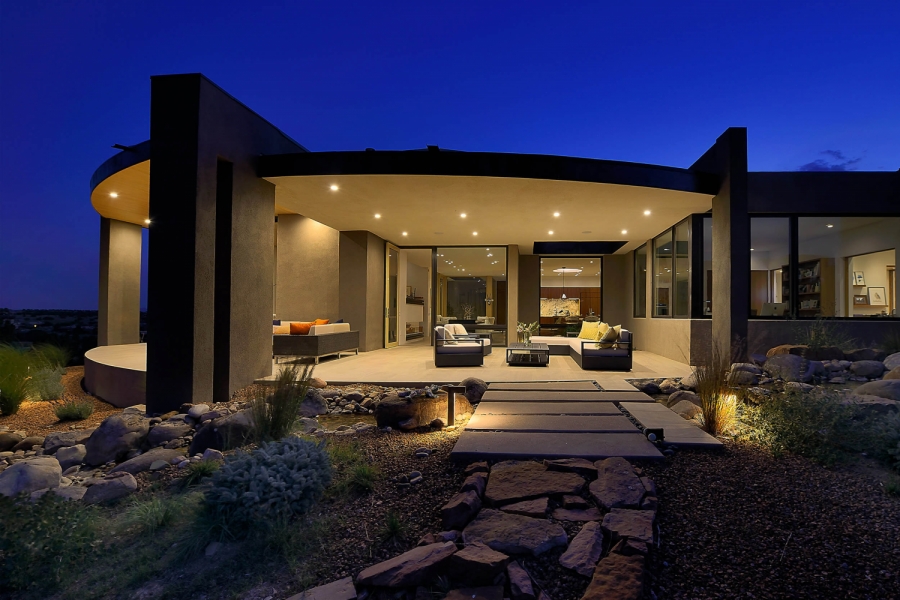 S+A Luxurious Modern