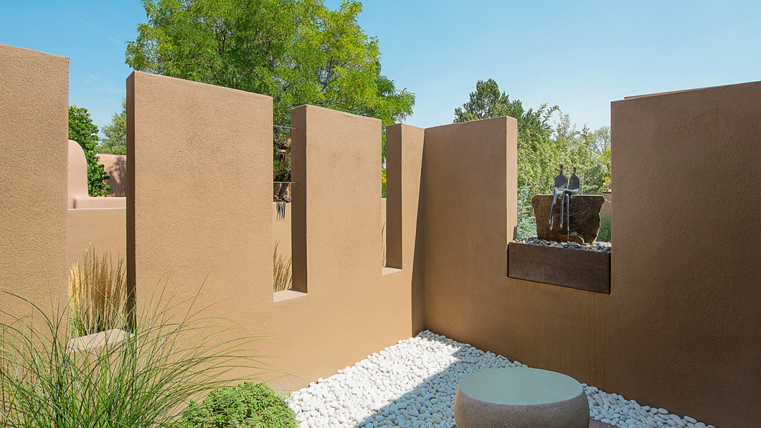 S+A Retreat Home-4
