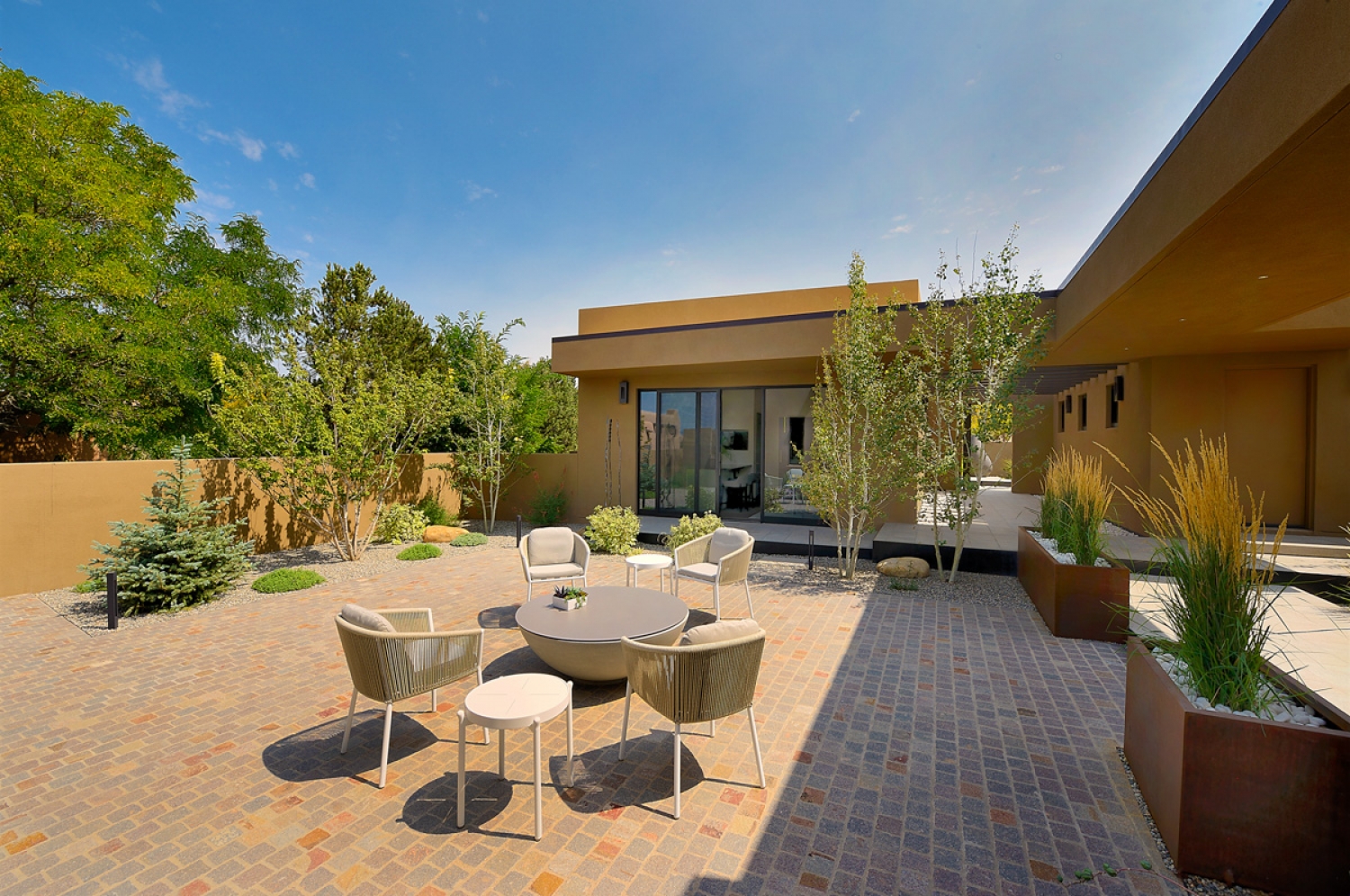 S+A Retreat Home-5