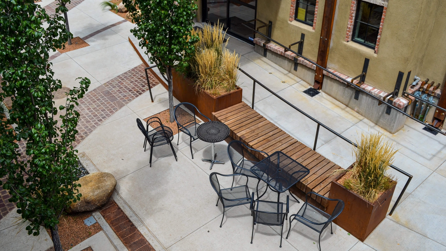 S+A Luna Public Space-5